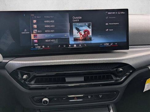 Used 2025 BMW 330i xDrive Sedan image 11