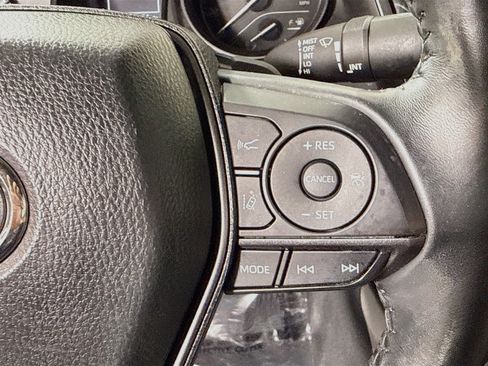 Used 2023 Toyota Camry SE FWD image 15