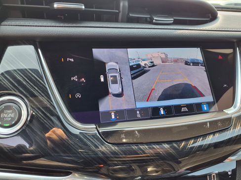 Certified 2023 Cadillac XT6 Premium Luxury AWD/4WD image 32
