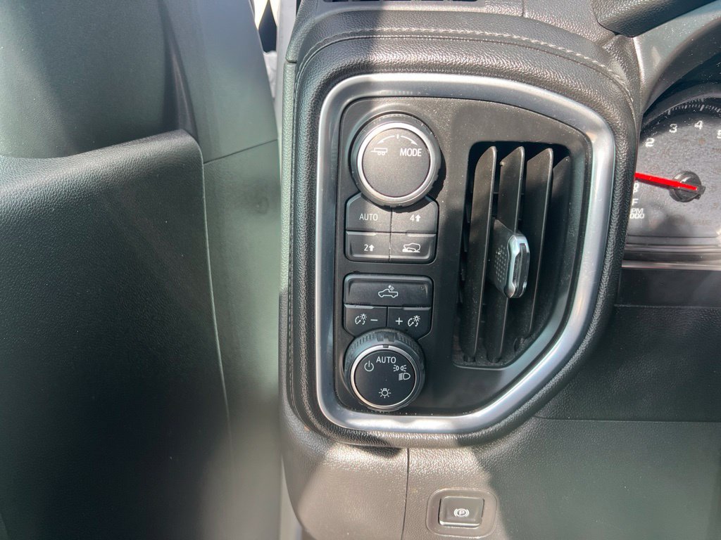 Used 2020 Chevrolet Silverado 1500 LT w/ All-Star Edition AWD/4WD image 21