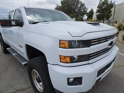 Used 2019 Chevrolet Silverado 2500 LTZ w/ Duramax Plus Package AWD/4WD image 2