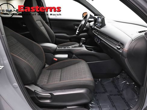 Used 2025 Honda HR-V Sport image 22