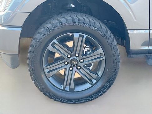 Used 2023 Ford F150 Lariat image 32