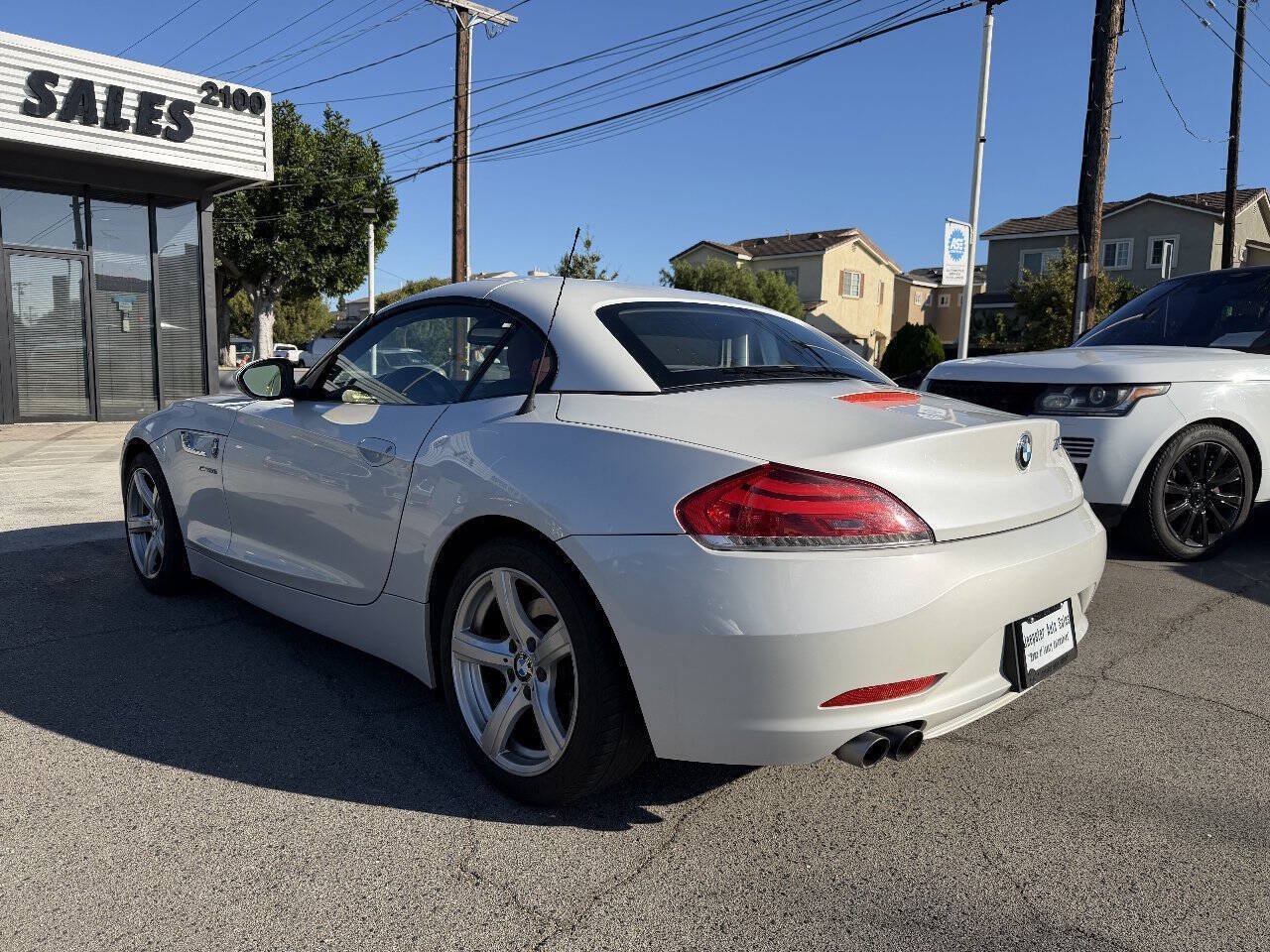 Used 2014 BMW Z4 sDrive28i w/ Technology Package RWD image 6