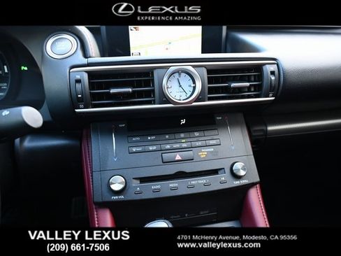 Used 2016 Lexus RC 200t image 12