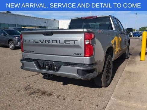 Used 2023 Chevrolet Silverado 1500 RST w/ LPO, Dark Essentials Package AWD/4WD image 8