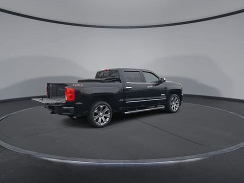 Used 2018 Chevrolet Silverado 1500 High Country image 8