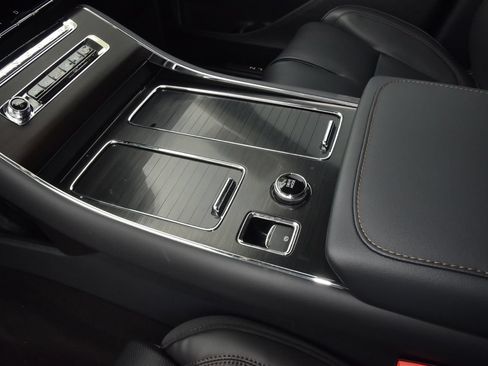 New 2026 Lincoln Aviator Reserve AWD/4WD image 32