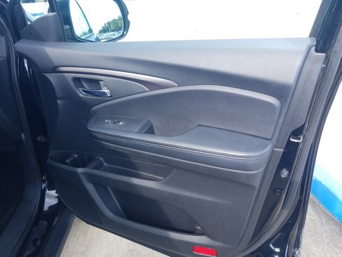 Used 2021 Honda Pilot Special Edition image 16