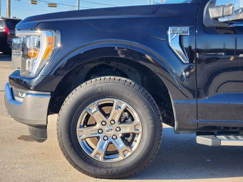 Used 2023 Ford F150 Lariat w/ FX4 Off-Road Package image 9