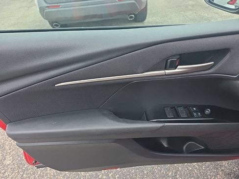 Used 2025 Toyota Camry LE FWD image 14