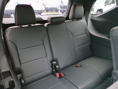 New 2026 Chevrolet Traverse RS image 23