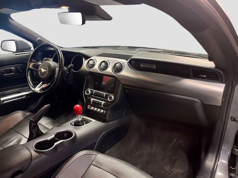 Used 2022 Ford Mustang GT Premium image 27