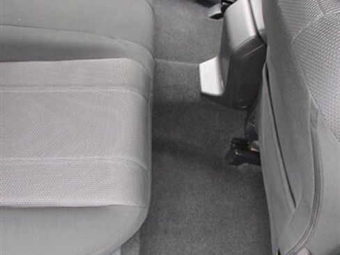 Used 2018 Subaru Impreza 2.0i Premium image 16