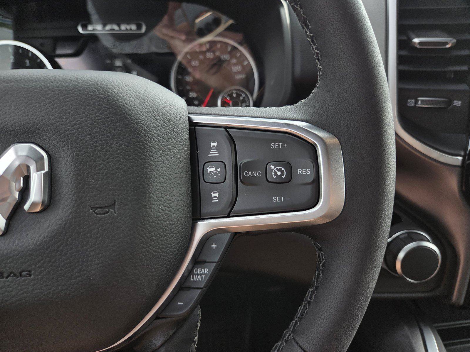 New 2026 RAM 1500 Big Horn AWD/4WD image 25