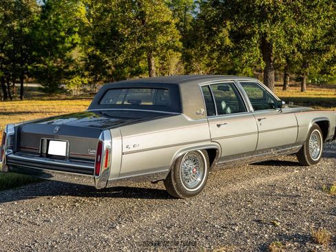 Used 1988 Cadillac Brougham image 8