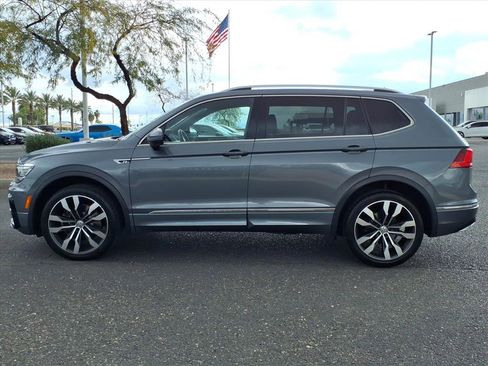 Used 2020 Volkswagen Tiguan SEL Premium R-Line image 4
