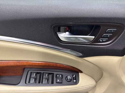 Used 2017 Acura MDX SH-AWD w/ Advance Package image 14