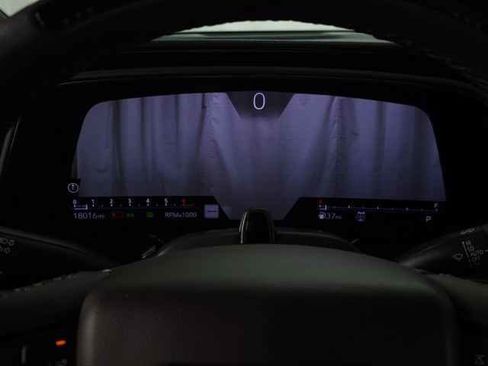 Certified 2024 Cadillac Escalade Sport w/ LPO, ONYX Package image 29