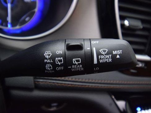 New 2026 Chrysler Pacifica Pinnacle AWD/4WD image 29