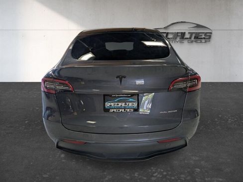 Used 2021 Tesla Model Y Long Range AWD/4WD image 9