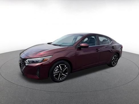 Used 2025 Nissan Sentra SV FWD image 8