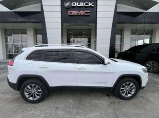 Used 2019 Jeep Cherokee Latitude Plus w/ Cold Weather Group video 2