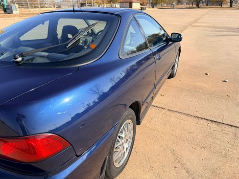Used 1998 Acura Integra LS image 28