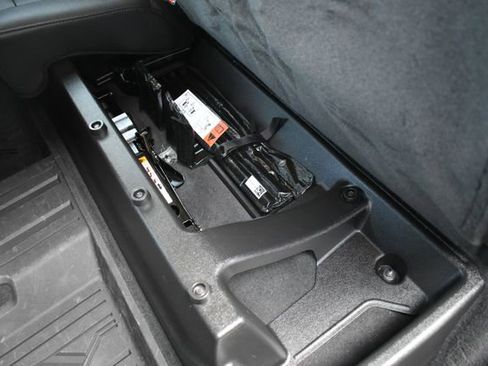 Used 2024 Chevrolet Colorado Trail Boss w/ LPO, Dark Essentials Package image 37