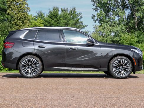 New 2025 BMW X3 xDrive30i w/ Premium Package image 3