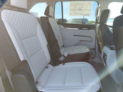 New 2026 GMC Acadia Denali w/ Super Cruise Package image 31