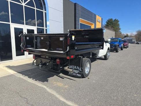 New 2026 RAM 3500 Tradesman w/ Chrome Appearance Group AWD/4WD image 6