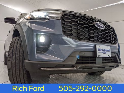 New 2025 Ford Explorer ST-Line w/ ST-Line Street Pack image 29