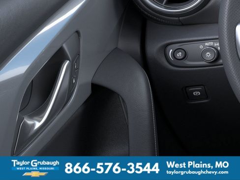New 2026 Chevrolet Blazer LT w/ Convenience Package FWD image 22