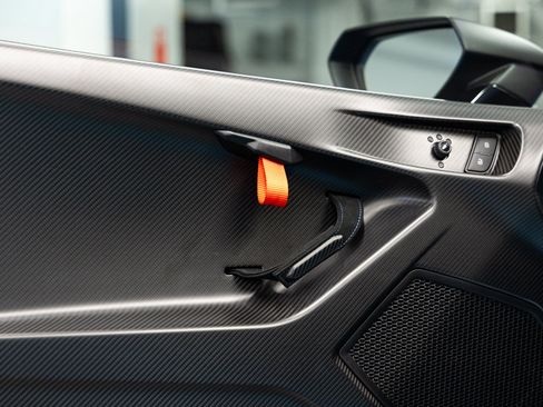 Used 2022 Lamborghini Huracan STO RWD image 48