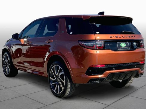Used 2022 Land Rover Discovery Sport SE R-Dynamic image 11