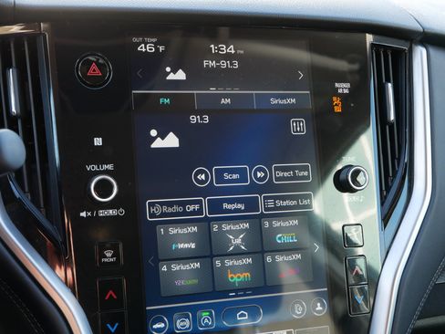 Used 2024 Subaru Outback Premium image 22