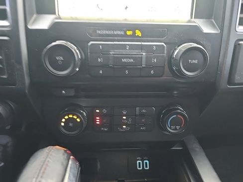 Used 2016 Ford F150 XLT w/ Equipment Group 302A Luxury AWD/4WD image 18
