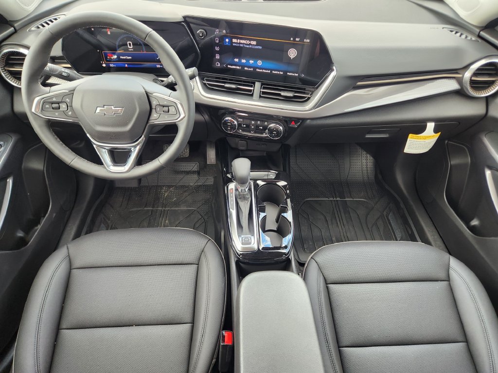 New 2026 Chevrolet Trax ACTIV w/ Sunroof Package FWD image 22