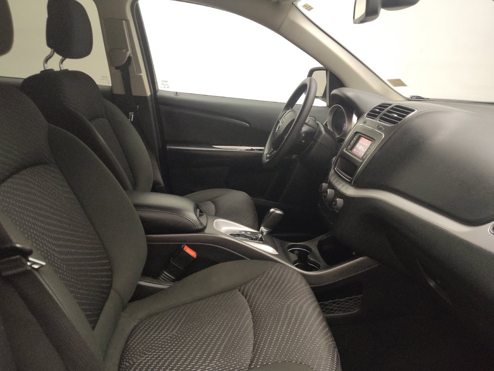 Used 2020 Dodge Journey SE FWD image 21