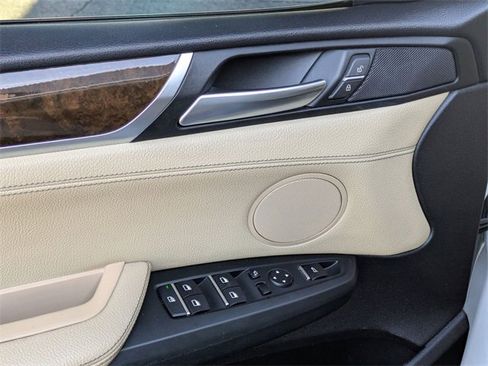 Used 2017 BMW X3 sDrive28i image 20