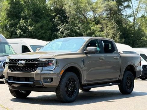 New 2026 Ford Ranger Lariat w/ Black Appearance Package AWD/4WD image 46