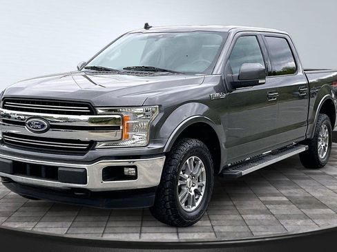 Used 2019 Ford F150 Lariat w/ Max Trailer Tow Package AWD/4WD image 12