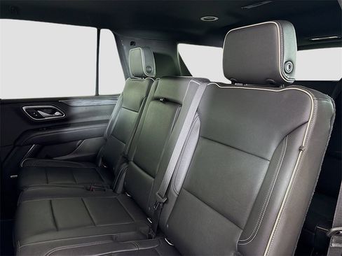 Used 2021 GMC Yukon SLT image 26