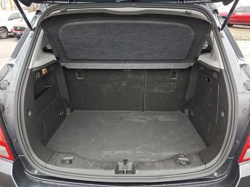 Used 2017 Chevrolet Trax LT w/ LT Convenience Package image 32