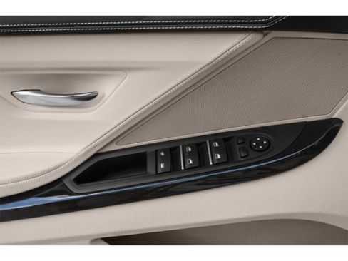 Used 2015 BMW 640i xDrive Convertible AWD/4WD image 19