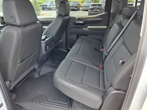 New 2026 Chevrolet Silverado 1500 LT Trail Boss w/ LT Trail Boss Premium Package AWD/4WD image 7