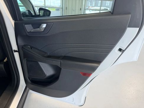 Used 2021 Ford Escape SE AWD/4WD image 16