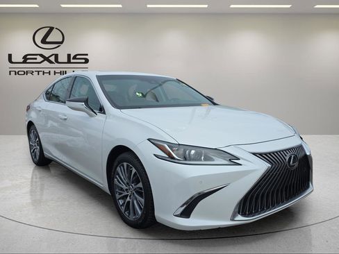 Used 2019 Lexus ES 350 w/ Premium Package image 4