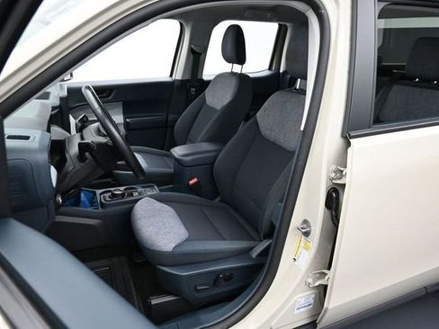 Certified 2025 Ford Maverick XLT w/ XLT Luxury Package AWD/4WD image 11